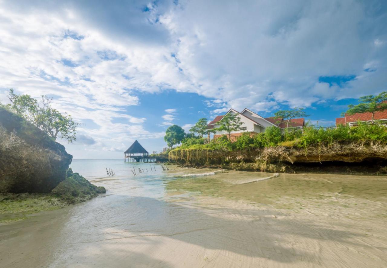 Azao Resort & Spa Pongwe Buitenkant foto
